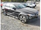 VOLVO V60 CROSS 2020