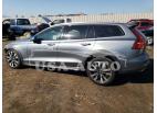 VOLVO V60 CROSS 2020