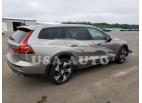 VOLVO V60 CROSS 2021