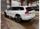 VOLVO V60 CROSS 2020