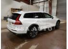 VOLVO V60 CROSS 2020