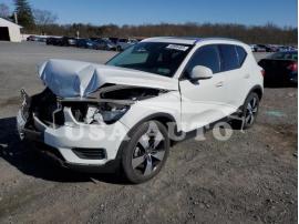 VOLVO XC40 T5 MO 2019