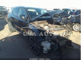 VOLVO XC40 MOMENTUM 2020