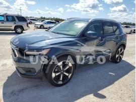VOLVO XC40 T5 MO 2021