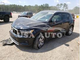 VOLVO XC40 T5 MO 2021