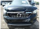 VOLVO XC40 MOMENTUM 2022