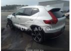 VOLVO XC40 MOMENTUM 2021