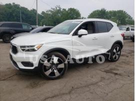 VOLVO XC40 T5 MO 2021