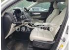 VOLVO XC40 T5 MO 2021