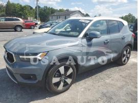 VOLVO XC40 T5 MO 2021