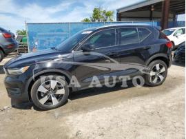VOLVO XC40 T5 MO 2021