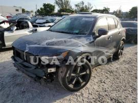 VOLVO XC40 T5 MO 2021