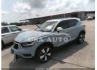 VOLVO XC40 MOMENTUM 2019