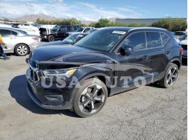 VOLVO XC40 T5 MO 2021