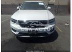 VOLVO XC40 MOMENTUM 2020