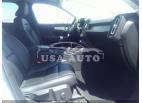 VOLVO XC40 MOMENTUM 2020