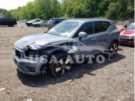 VOLVO XC40 T5 MO 2022