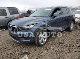 VOLVO XC40 T5 MO 2022