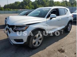 VOLVO XC40 T5 MO 2021