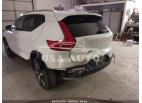 VOLVO XC40 T5 MOMENTUM 2021