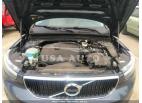 VOLVO XC40 MOMENTUM 2022