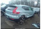 VOLVO XC40 MOMENTUM 2019