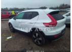 VOLVO XC40 MOMENTUM 2020