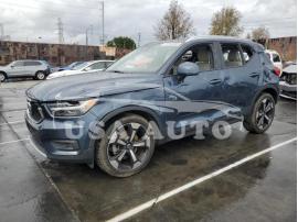 VOLVO XC40 T5 MO 2021
