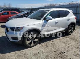 VOLVO XC40 T5 MO 2021