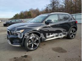 VOLVO XC40 T5 MO 2022