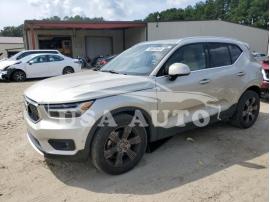 VOLVO XC40 T5 IN 2019