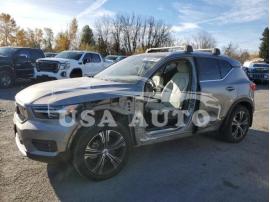 VOLVO XC40 T5 IN 2021