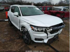 VOLVO XC40 INSCRIPTION 2019