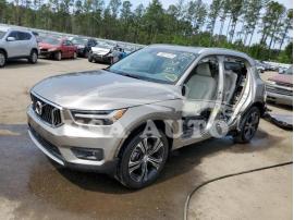 VOLVO XC40 T5 IN 2021
