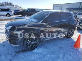 VOLVO XC40 T5 IN 2021