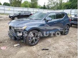 VOLVO XC40 T5 IN 2021