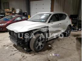 VOLVO XC40 T5 IN 2019