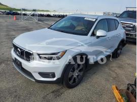 VOLVO XC40 T5 IN 2022