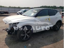 VOLVO XC40 T5 R- 2019