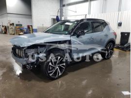 VOLVO XC40 T5 R- 2020