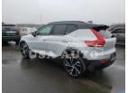 VOLVO XC40 T5 R- 2022