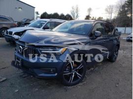 VOLVO XC40 T5 R- 2022