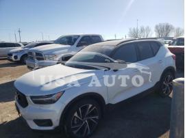 VOLVO XC40 T5 R- 2020