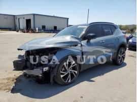 VOLVO XC40 T5 R- 2021