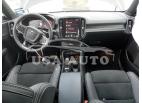 VOLVO XC40 T5 R- 2022