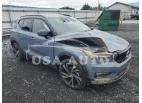 VOLVO XC40 T5 R- 2022