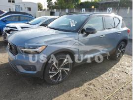 VOLVO XC40 T5 R- 2020
