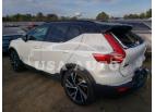 VOLVO XC40 T5 R- 2021
