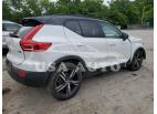 VOLVO XC40 T5 R- 2021