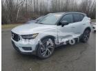 VOLVO XC40 T5 R- 2021